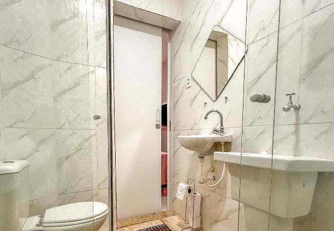 Apartamento en Rio de Janeiro - Ótimo studio c WiFi a 190m da Praia do Leme/RJ	 Apartamento en Rio de Janeiro - Ótimo studio c WiFi a 190m da Praia do Leme/RJ