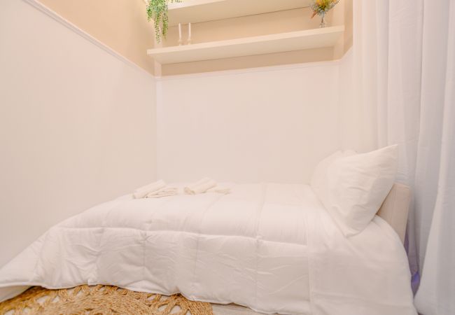 Apartamento en Madrid - Atractivo apartamento de un dormitorio con patio interior junto al Intercambiador de Avenida América Temporal Apartamento en Madrid - Atractivo apartamento de un dormitorio con patio interior junto al Intercambiador de Avenida América Temporal