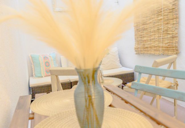 Apartamento en Madrid - Atractivo apartamento de un dormitorio con patio interior junto al Intercambiador de Avenida América Temporal Apartamento en Madrid - Atractivo apartamento de un dormitorio con patio interior junto al Intercambiador de Avenida América Temporal