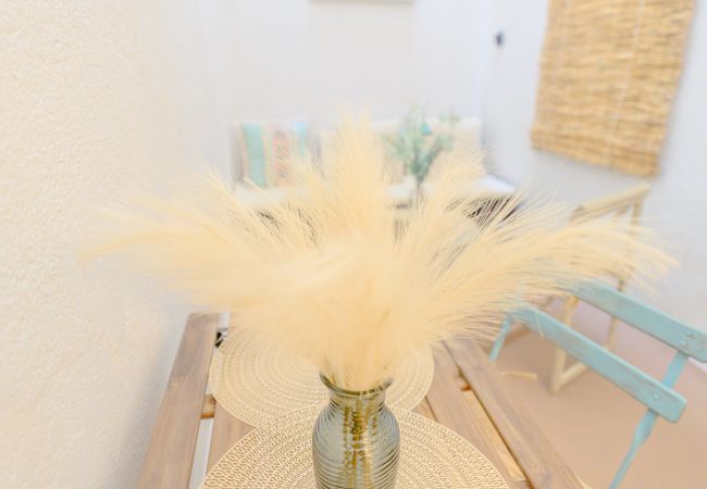 Apartamento en Madrid - Atractivo apartamento de un dormitorio con patio interior junto al Intercambiador de Avenida América Temporal Apartamento en Madrid - Atractivo apartamento de un dormitorio con patio interior junto al Intercambiador de Avenida América Temporal