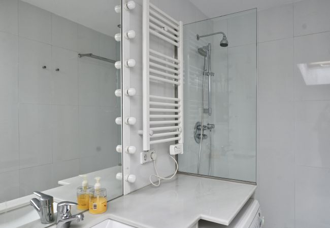 Apartamento en Madrid - Apartamento con encanto a pocos metros de Puerta del Sol Apartamento en Madrid - Apartamento con encanto a pocos metros de Puerta del Sol