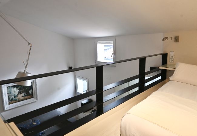 Apartamento en Madrid - Apartamento con encanto a pocos metros de Puerta del Sol Apartamento en Madrid - Apartamento con encanto a pocos metros de Puerta del Sol