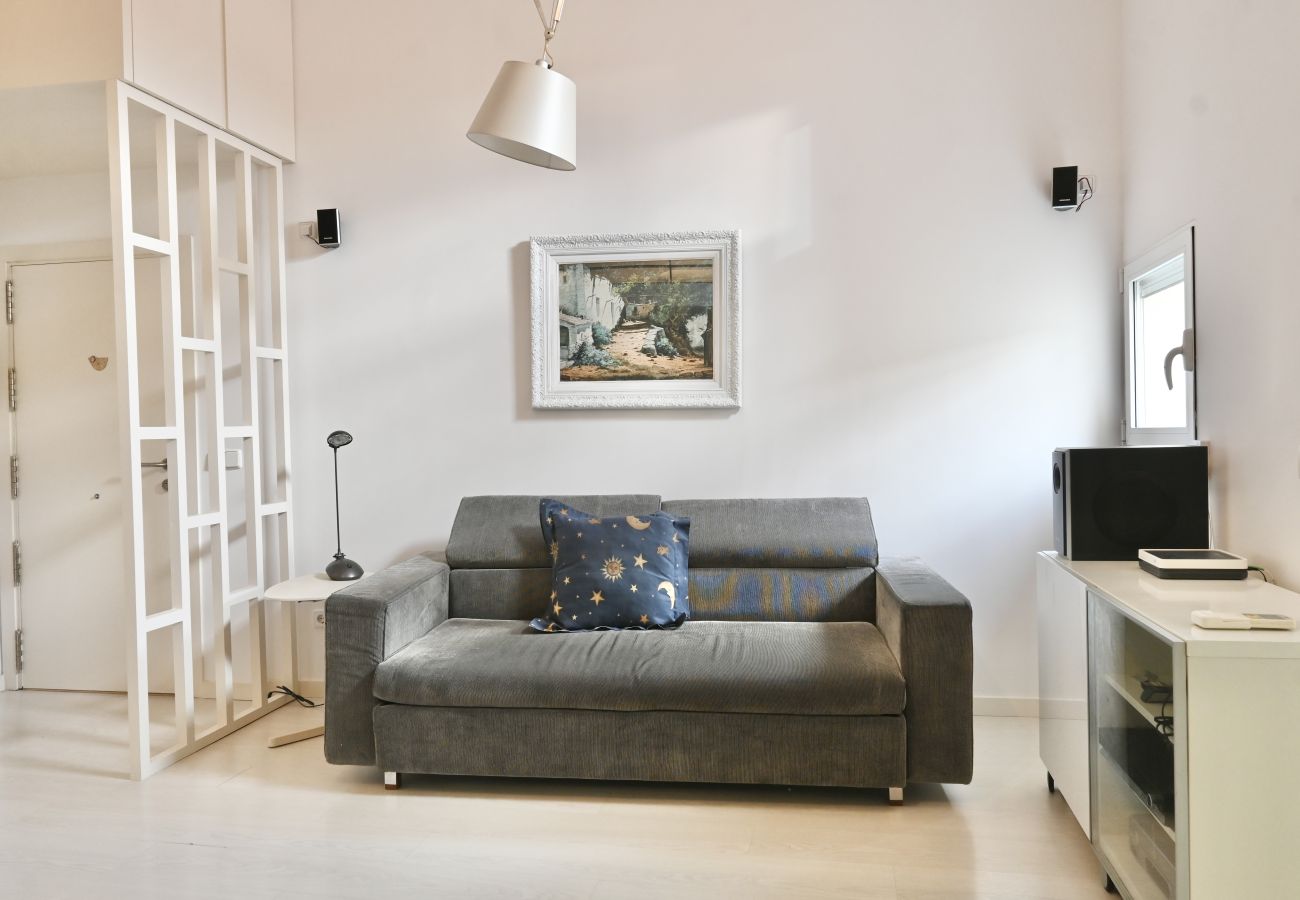 Apartamento en Madrid - Apartamento con encanto a pocos metros de Puerta del Sol Apartamento en Madrid - Apartamento con encanto a pocos metros de Puerta del Sol