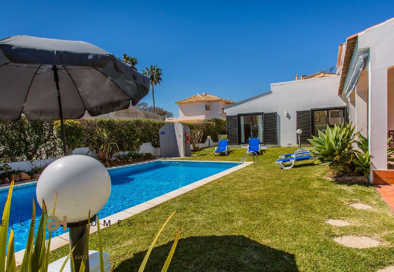Casa en Quarteira - Villa Quinta do Romão - Greice Homes