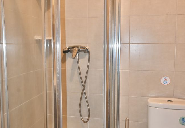 Apartamento en Madrid - Apartamento de Cuatro Dormitorios en el Bohemio Barrio de Malasaña.Temporal  Apartamento en Madrid - Apartamento de Cuatro Dormitorios en el Bohemio Barrio de Malasaña.Temporal