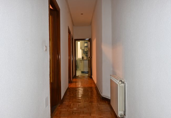 Apartamento en Madrid - Apartamento de Cuatro Dormitorios en el Bohemio Barrio de Malasaña.Temporal  Apartamento en Madrid - Apartamento de Cuatro Dormitorios en el Bohemio Barrio de Malasaña.Temporal