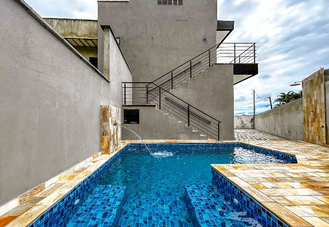 Apartamento en Bertioga - Ótimo flat a beira mar na Praia de Guaratuba/SP
