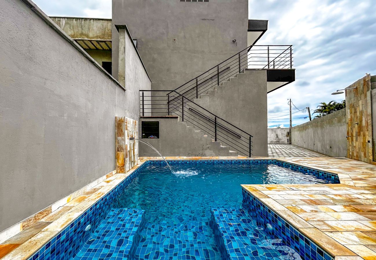 Apartamento en Bertioga - Ótimo flat a beira mar na Praia de Guaratuba/SP