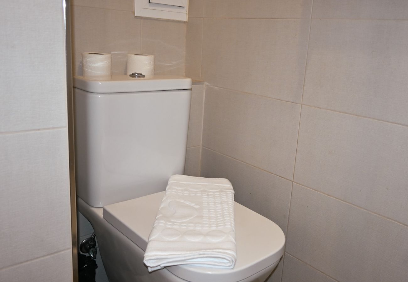 Apartamento en Madrid -  Amplia vivienda de tres dormitorios en La Latina Apartamento en Madrid -  Amplia vivienda de tres dormitorios en La Latina