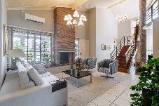 Casa en Criciúma - Casa c piscina, churrasq e Wi-Fi, lazer completo