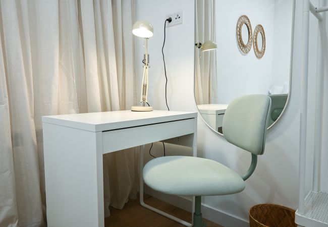 Apartamento en Madrid - Encantador apartamento de un dormitorio en Madrid, cerca al metro Tetuán . Temporal  Apartamento en Madrid - Encantador apartamento de un dormitorio en Madrid, cerca al metro Tetuán . Temporal