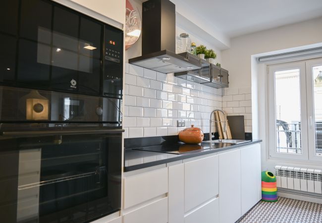 Apartamento en Madrid - Agradable Apartamento de 2 Dormitorios y 2 baños en el Barrio Universidad Apartamento en Madrid - Agradable Apartamento de 2 Dormitorios y 2 baños en el Barrio Universidad