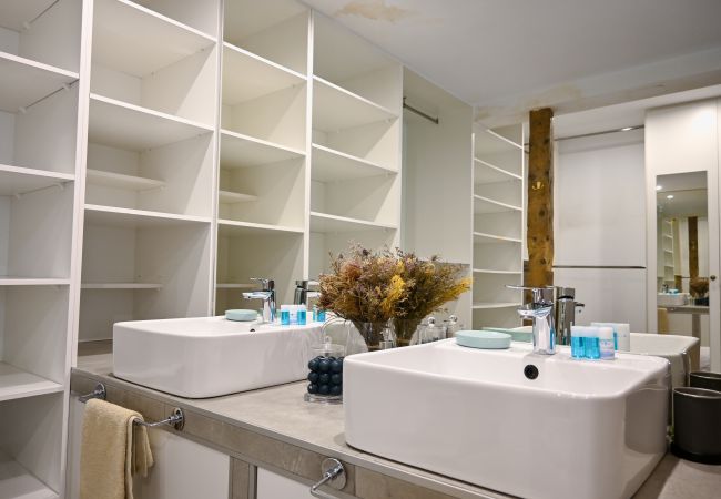 Apartamento en Madrid - Agradable Apartamento de 2 Dormitorios y 2 baños en el Barrio Universidad Apartamento en Madrid - Agradable Apartamento de 2 Dormitorios y 2 baños en el Barrio Universidad