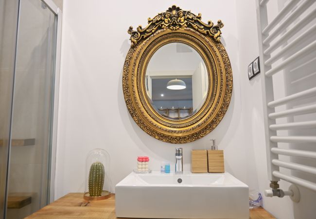 Apartamento en Madrid - Agradable Apartamento de 2 Dormitorios y 2 baños en el Barrio Universidad Apartamento en Madrid - Agradable Apartamento de 2 Dormitorios y 2 baños en el Barrio Universidad