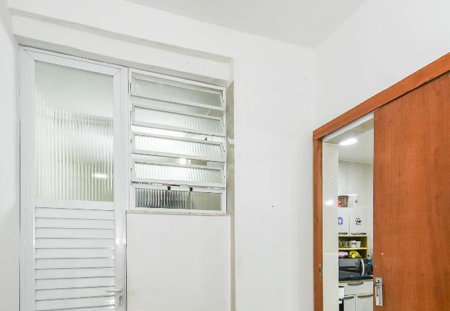 Apartamento en Rio de Janeiro - Apto com Wi-Fi a 600m da Praia de Copacabana/RJ Apartamento en Rio de Janeiro - Apto com Wi-Fi a 600m da Praia de Copacabana/RJ
