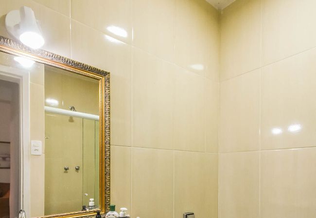 Apartamento en Rio de Janeiro - Apto com Wi-Fi a 600m da Praia de Copacabana/RJ Apartamento en Rio de Janeiro - Apto com Wi-Fi a 600m da Praia de Copacabana/RJ