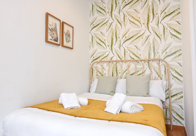 Apartamento en Madrid - Vive la vida madrileña! Acogedora vivienda de 2 dormitorios a solo unos minutos de Puerta del Sol en Madrid.Temporal Apartamento en Madrid - Vive la vida madrileña! Acogedora vivienda de 2 dormitorios a solo unos minutos de Puerta del Sol en Madrid.Temporal