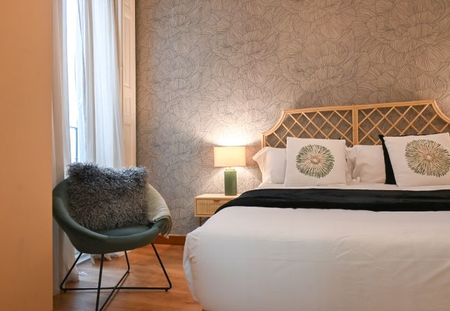 Apartamento en Madrid - Vive la vida madrileña! Acogedora vivienda de 2 dormitorios a solo unos minutos de Puerta del Sol en Madrid.Temporal Apartamento en Madrid - Vive la vida madrileña! Acogedora vivienda de 2 dormitorios a solo unos minutos de Puerta del Sol en Madrid.Temporal