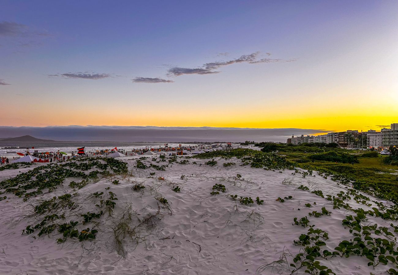 Apartamento en Cabo Frio - Incrível apto a 800m da Praia do Forte - Cabo Frio