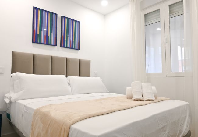 Apartamento en Madrid - Amplia Casa de 3 Dormitorios: Vive la Naturaleza a Pasos de Casa y Campo. Temporal Apartamento en Madrid - Amplia Casa de 3 Dormitorios: Vive la Naturaleza a Pasos de Casa y Campo. Temporal