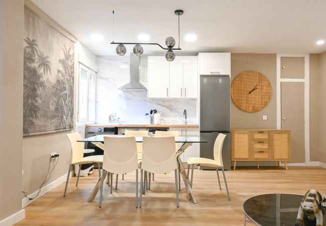 Apartamento en Madrid - Amplia Casa de 3 Dormitorios: Vive la Naturaleza a Pasos de Casa y Campo. Temporal Apartamento en Madrid - Amplia Casa de 3 Dormitorios: Vive la Naturaleza a Pasos de Casa y Campo. Temporal