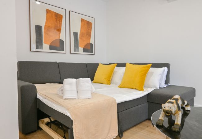 Apartamento en Madrid - Amplia Casa de 3 Dormitorios: Vive la Naturaleza a Pasos de Casa y Campo. Temporal Apartamento en Madrid - Amplia Casa de 3 Dormitorios: Vive la Naturaleza a Pasos de Casa y Campo. Temporal