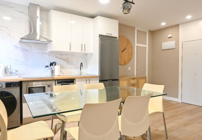 Apartamento en Madrid - Amplia Casa de 3 Dormitorios: Vive la Naturaleza a Pasos de Casa y Campo. Temporal Apartamento en Madrid - Amplia Casa de 3 Dormitorios: Vive la Naturaleza a Pasos de Casa y Campo. Temporal