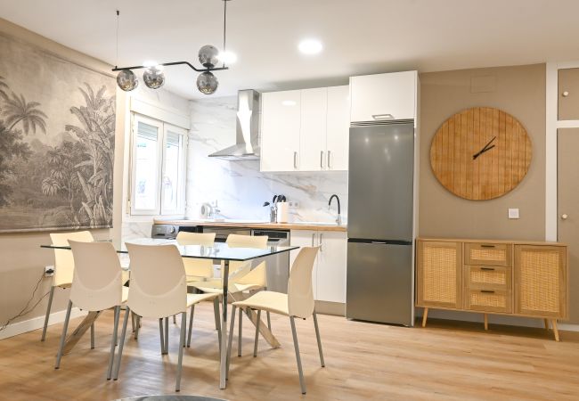 Apartamento en Madrid - Amplia Casa de 3 Dormitorios: Vive la Naturaleza a Pasos de Casa y Campo. Temporal Apartamento en Madrid - Amplia Casa de 3 Dormitorios: Vive la Naturaleza a Pasos de Casa y Campo. Temporal
