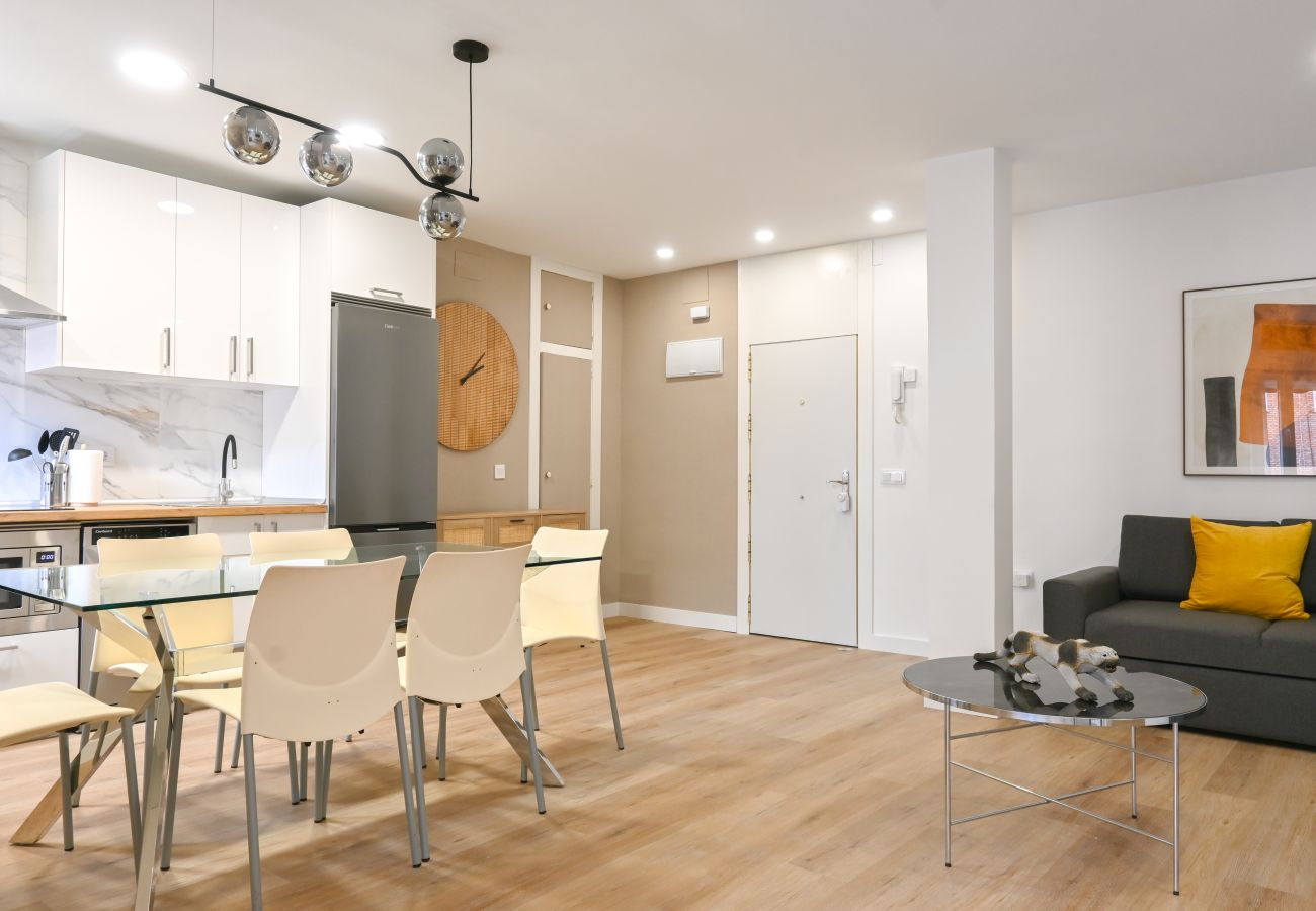 Apartamento en Madrid - Amplia Casa de 3 Dormitorios: Vive la Naturaleza a Pasos de Casa y Campo. Temporal Apartamento en Madrid - Amplia Casa de 3 Dormitorios: Vive la Naturaleza a Pasos de Casa y Campo. Temporal