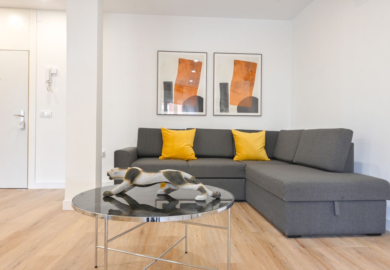 Apartamento en Madrid - Amplia Casa de 3 Dormitorios: Vive la Naturaleza a Pasos de Casa y Campo. Temporal Apartamento en Madrid - Amplia Casa de 3 Dormitorios: Vive la Naturaleza a Pasos de Casa y Campo. Temporal