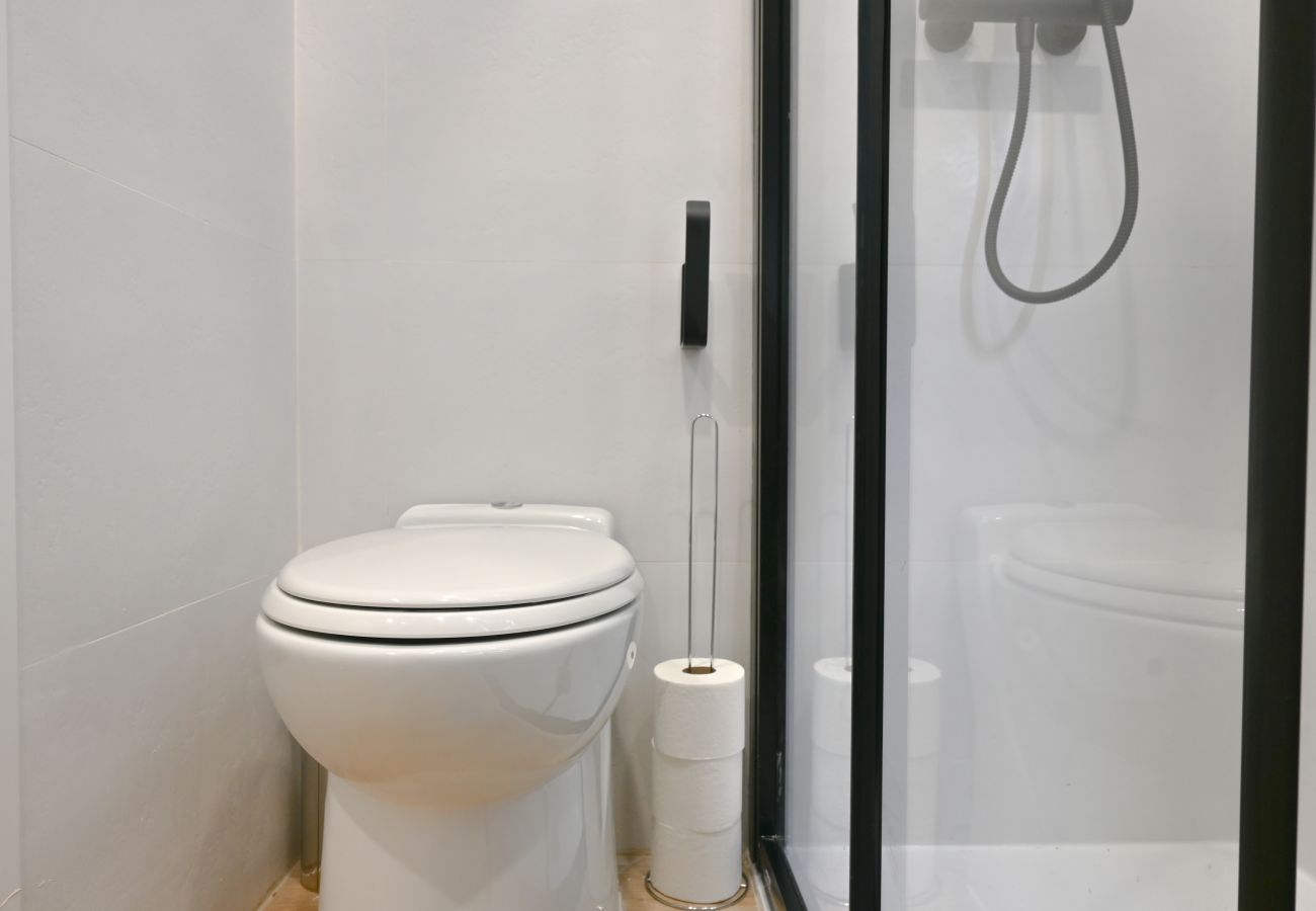 Apartamento en Madrid - Amplia Casa de 3 Dormitorios: Vive la Naturaleza a Pasos de Casa y Campo. Temporal Apartamento en Madrid - Amplia Casa de 3 Dormitorios: Vive la Naturaleza a Pasos de Casa y Campo. Temporal