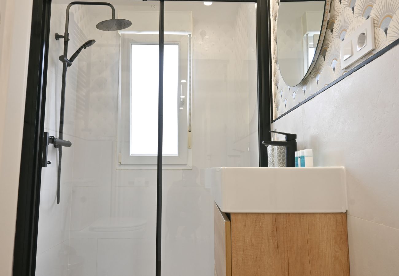 Apartamento en Madrid - Amplia Casa de 3 Dormitorios: Vive la Naturaleza a Pasos de Casa y Campo. Temporal Apartamento en Madrid - Amplia Casa de 3 Dormitorios: Vive la Naturaleza a Pasos de Casa y Campo. Temporal