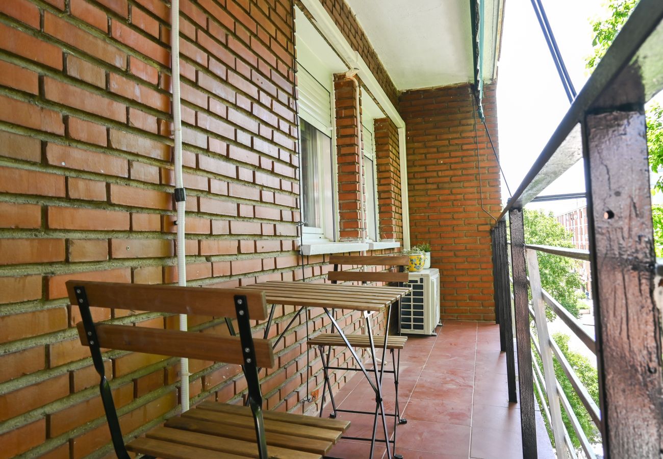 Apartamento en Madrid - Coqueto Apartamento de 2 dormitorios en Hortaleza Temporal Apartamento en Madrid - Coqueto Apartamento de 2 dormitorios en Hortaleza Temporal