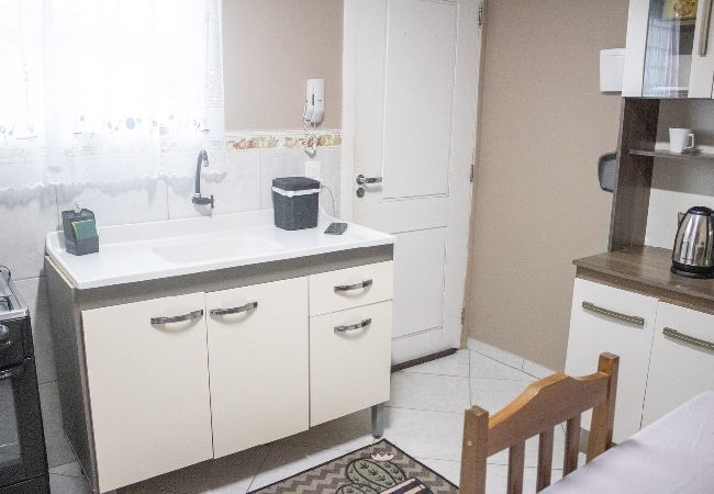 Apartamento en Biguaçu - Loft com Wi-Fi e ótima localização em Biguaçu/SC Apartamento en Biguaçu - Loft com Wi-Fi e ótima localização em Biguaçu/SC