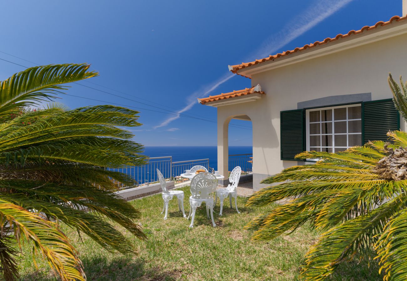 Casa en Arco da Calheta - Familia Teixeira House by Atlantic Holiday