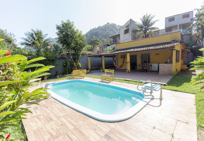 Casa en Angra dos Reis - Casa com WiFi em Morro do Moreno, Angra dos Reis