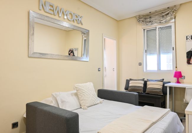 Apartamento en Madrid - Coqueto Apartamento de dos dormitorios en Delicias .Temporal  Apartamento en Madrid - Coqueto Apartamento de dos dormitorios en Delicias .Temporal