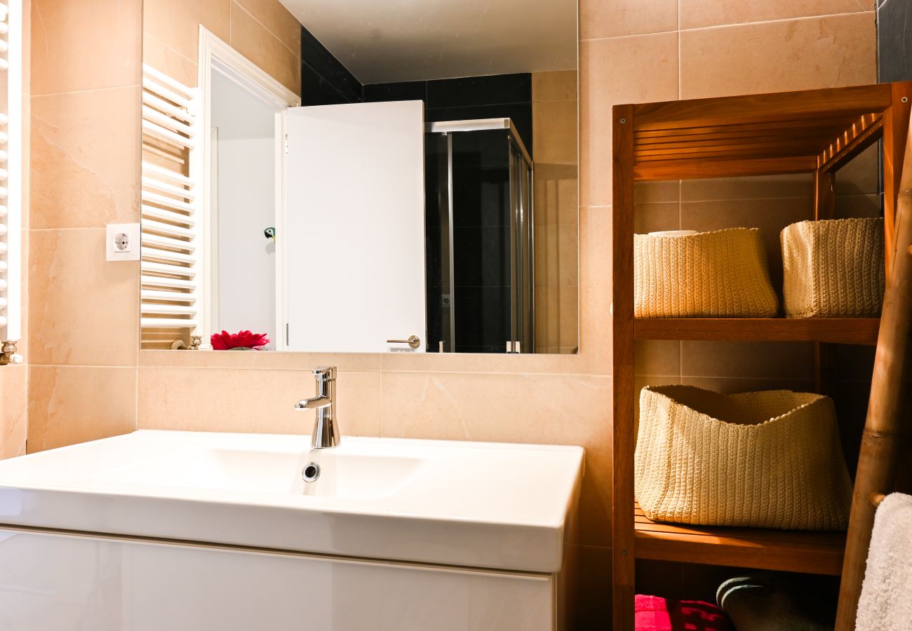 Apartamento en Madrid - Cómodo apartamento de un dormitorio .Temporal Apartamento en Madrid - Cómodo apartamento de un dormitorio .Temporal