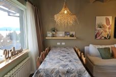 Apartamento en San Carlos de Bariloche - Montaña departamento con vista al lago y estacionamiento en Bariloche