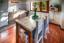 Estudio en San Carlos de Bariloche - Namaste departamento con pileta y SUM en Bariloche