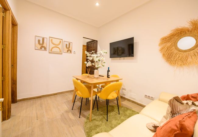 Apartamento en Madrid -  Encantador Apartamento en La Latina con Patio compartido PAL10 Apartamento en Madrid -  Encantador Apartamento en La Latina con Patio compartido PAL10
