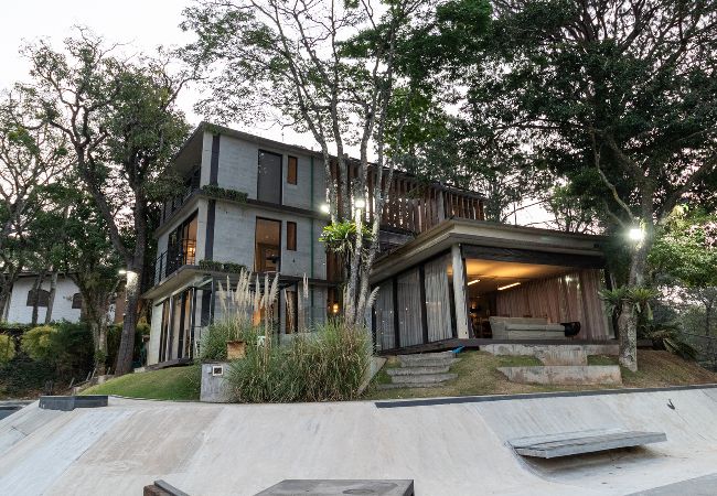 Casa en Atibaia - Blaze's SkateHouse: Eco-spa e Refúgio- Atibaia, SP