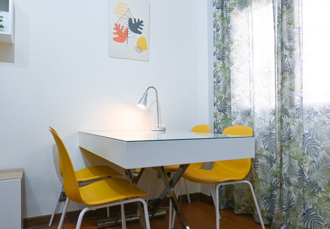 Apartamento en Madrid - Acogedora vivienda de 2 dormitorios en Chamberi.Temporal Apartamento en Madrid - Acogedora vivienda de 2 dormitorios en Chamberi.Temporal
