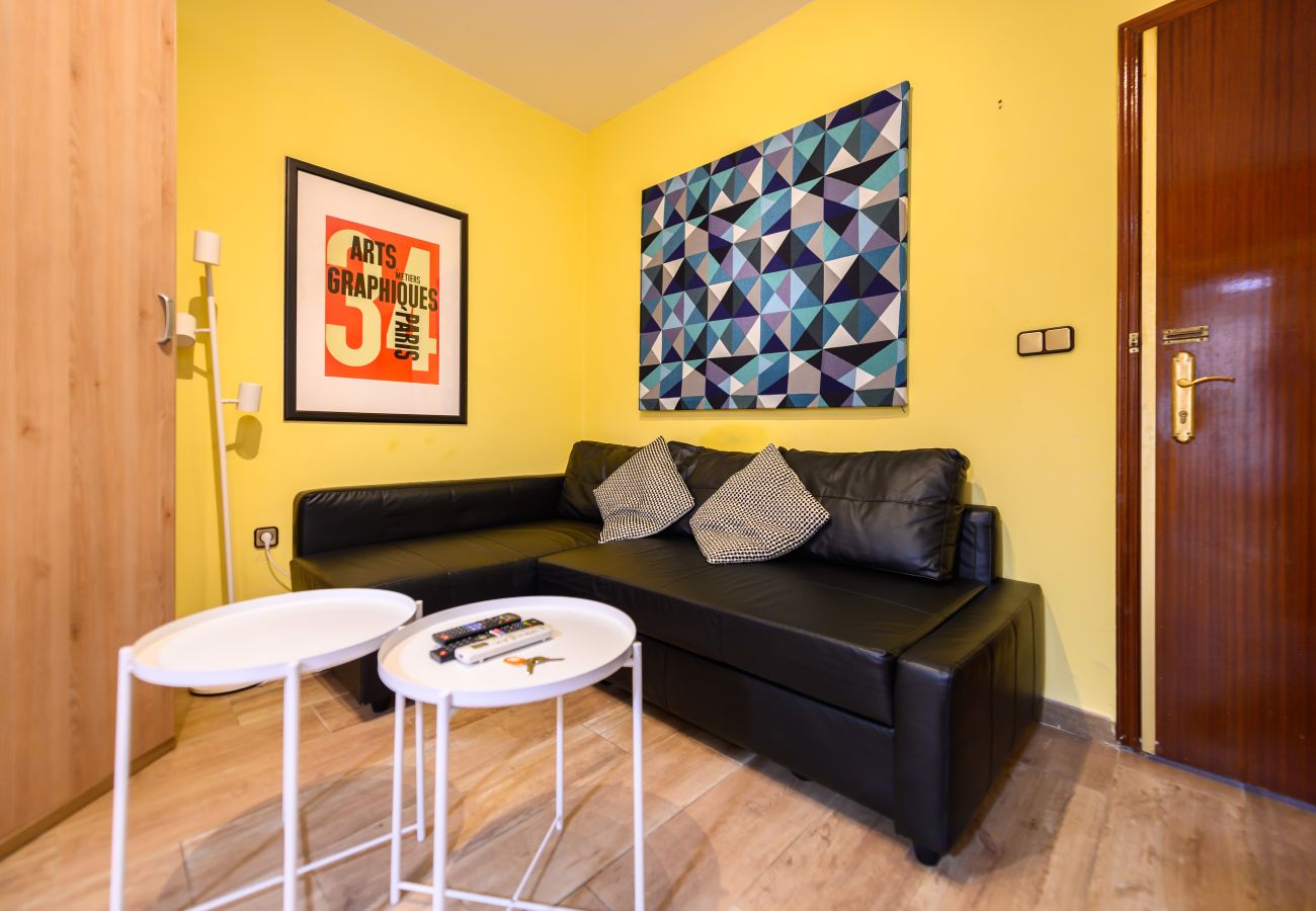 Estudio en Madrid - Encantadora vivienda a pocos minutos del metro Lavapies .Temporal  Estudio en Madrid - Encantadora vivienda a pocos minutos del metro Lavapies .Temporal