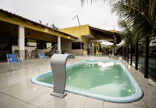 Casa en Alexânia - Casa com piscina, churrasq e Wi-Fi em Alexânia/GO