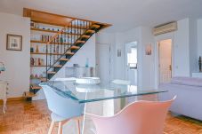 Apartamento en Madrid -  Dúplex Ático con Espectaculares Vistas al Parque en Tetuán