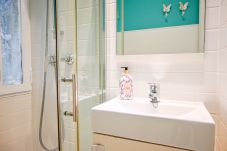Apartamento en Madrid -  Encantador Apartamento en Chamartín: Tu Refugio de Comodidad en el Corazón de la Ciudad