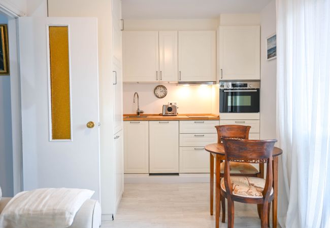 Apartamento en Alcobendas -  Vivienda Ideal: Espacio Acogedor en Alcobendas con Terraza Privada.Temporal Apartamento en Alcobendas -  Vivienda Ideal: Espacio Acogedor en Alcobendas con Terraza Privada.Temporal