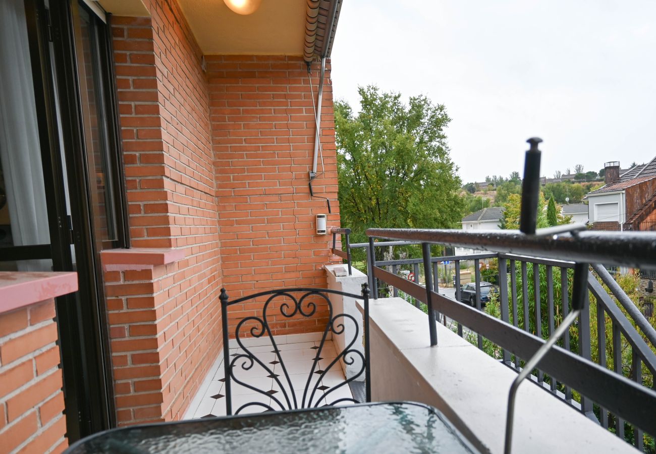 Apartamento en Alcobendas -  Vivienda Ideal: Espacio Acogedor en Alcobendas con Terraza Privada.Temporal Apartamento en Alcobendas -  Vivienda Ideal: Espacio Acogedor en Alcobendas con Terraza Privada.Temporal