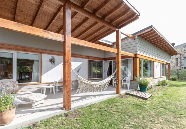 Casa en San Carlos de Bariloche - Casa en barrio privado en Bariloche Casa en San Carlos de Bariloche - Casa en barrio privado en Bariloche